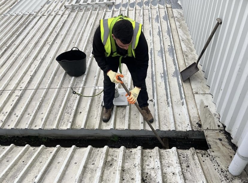 Gutter cleaning leeds